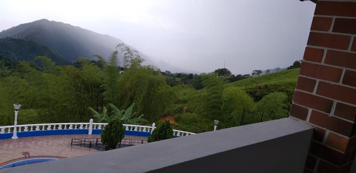 Finca Los Alpes San Jerónimo Zewnętrze zdjęcie